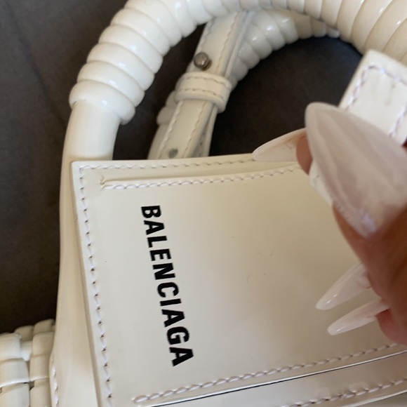 BALENCIAGA WOMEN'S BISTRO XXS BASKET WITH STRAP IN WHITE Retail $1,050 TRADE OK! - Picture 11 of 11